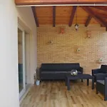 House Matteo, Valdenaga *