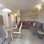 House Matteo, Valdenaga *