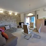 House Matteo, Valdenaga *